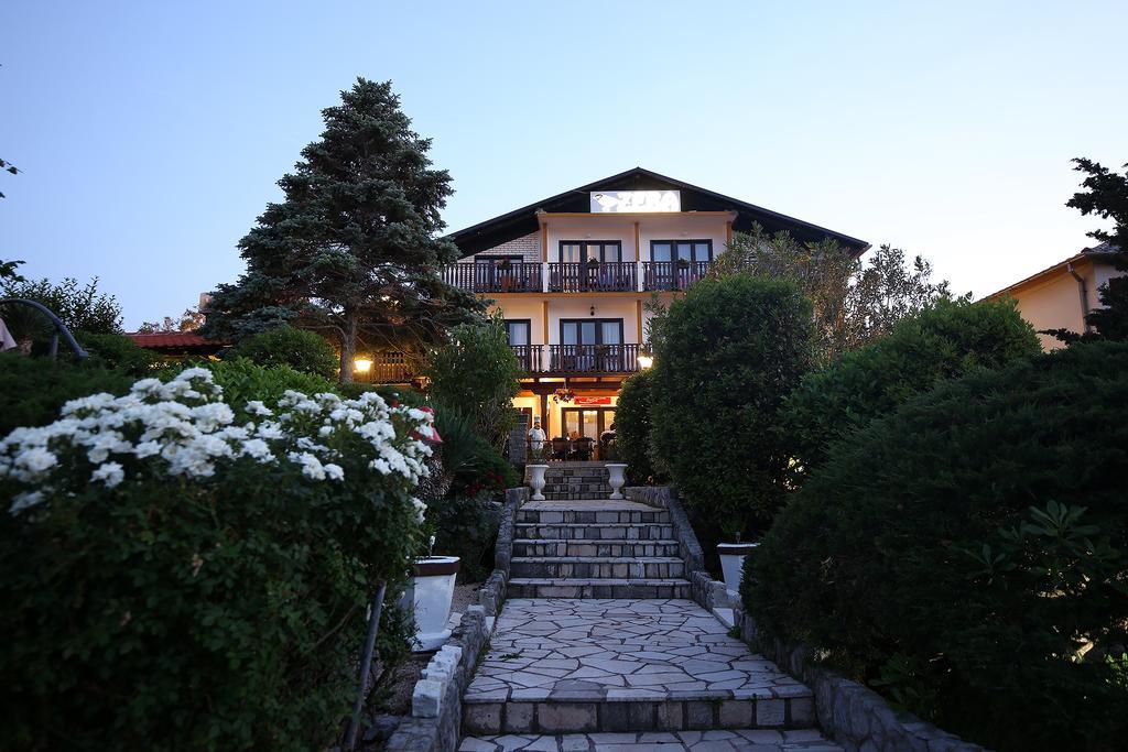 Guest House Zeba & Riviera Silo  Bagian luar foto