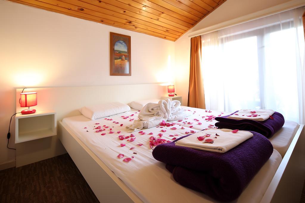 Guest House Zeba & Riviera Silo  Bagian luar foto
