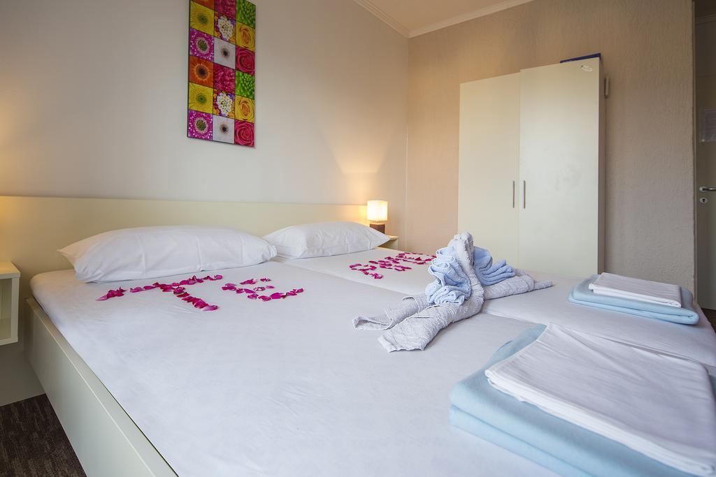 Guest House Zeba & Riviera Silo  Bagian luar foto