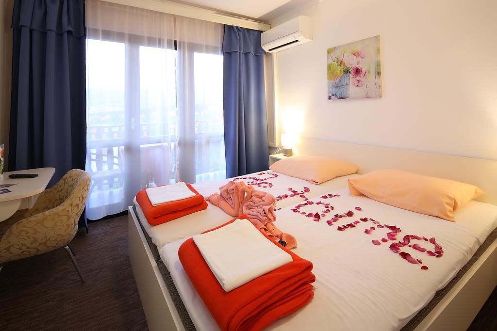 Guest House Zeba & Riviera Silo  Bagian luar foto