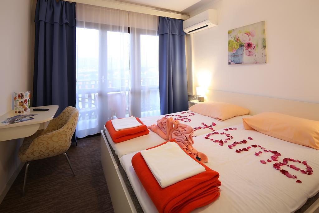 Guest House Zeba & Riviera Silo  Bagian luar foto